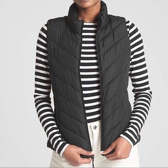 GAP Jackets & Coats | Gap Black Coldcontrol Lite Quilted Puffer Vest | Poshmark